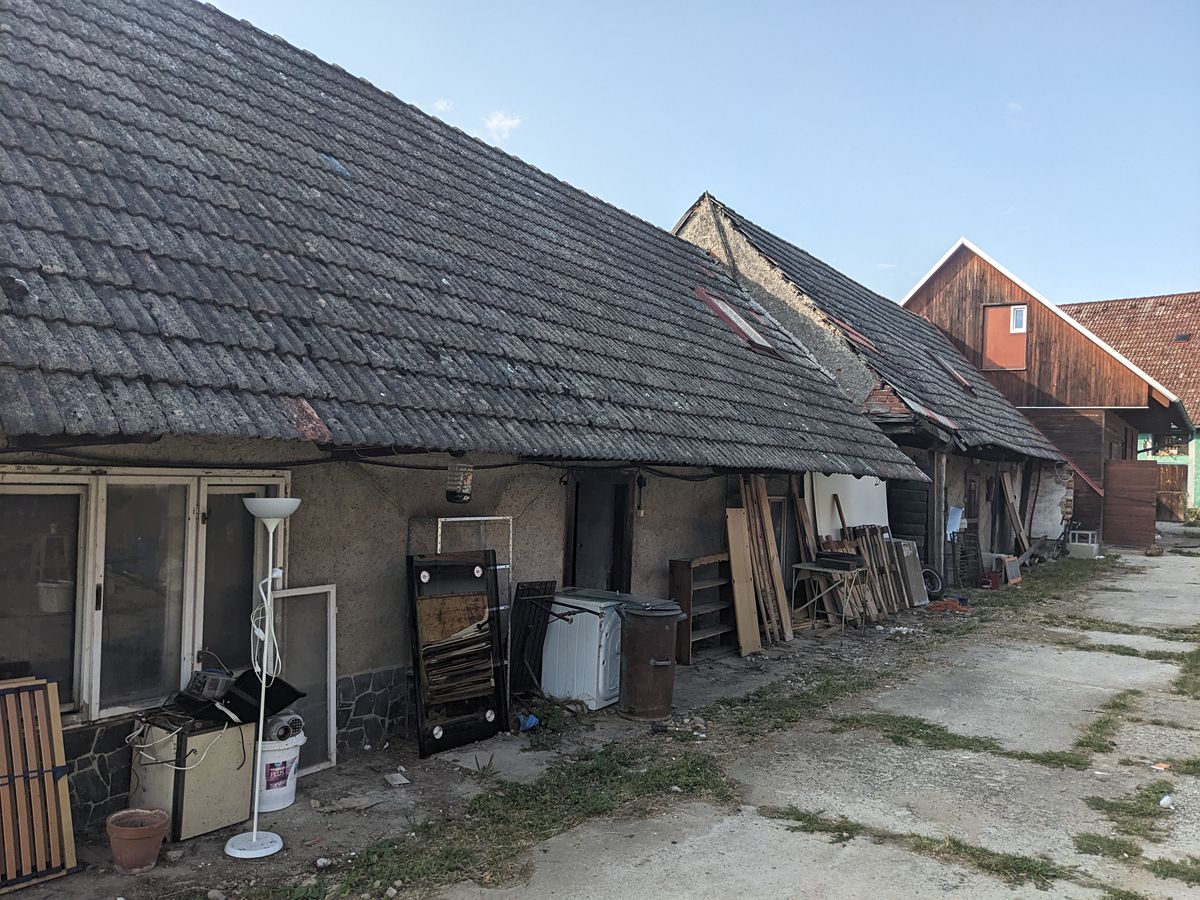 Prodej vícegeneračního domu 470 m², pozemek 718 m² – fotografie 3