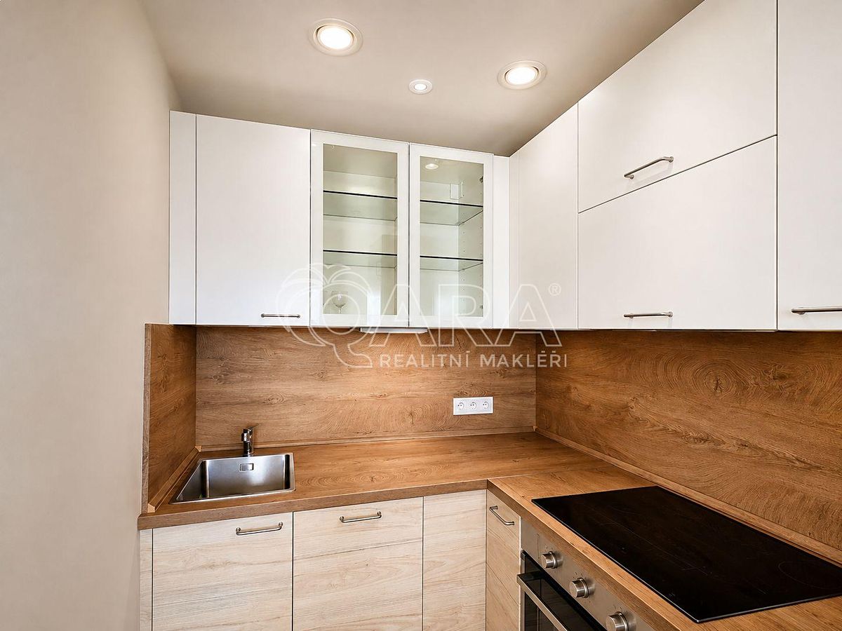 Pronájem bytu 2+kk 37 m²