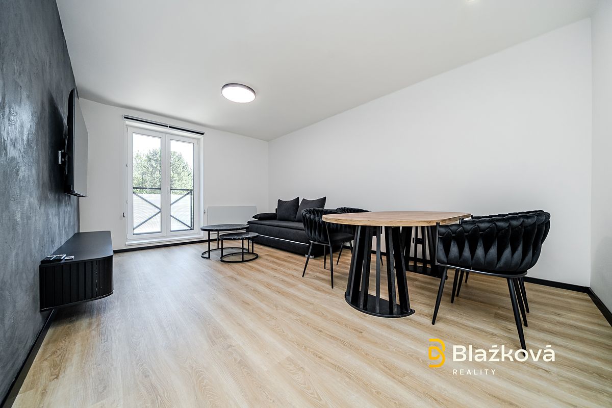 Pronájem bytu 3+1 78 m² – fotografie 3