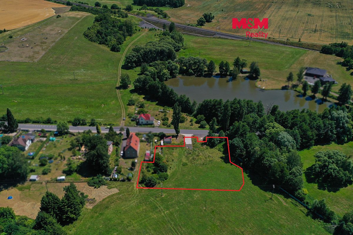 Prodej stavebního pozemku 3701 m², Hájek – fotka 1 z 3