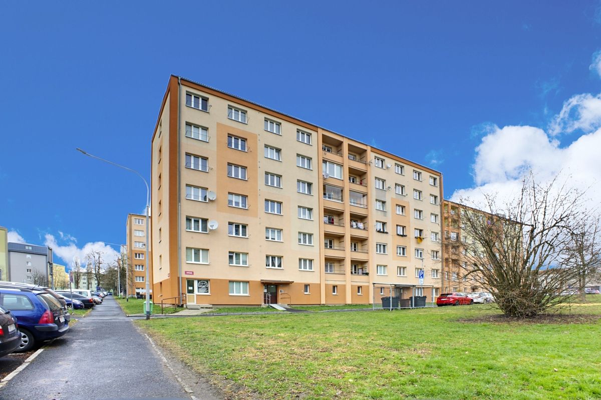 Pronájem bytu 1+1 37 m²