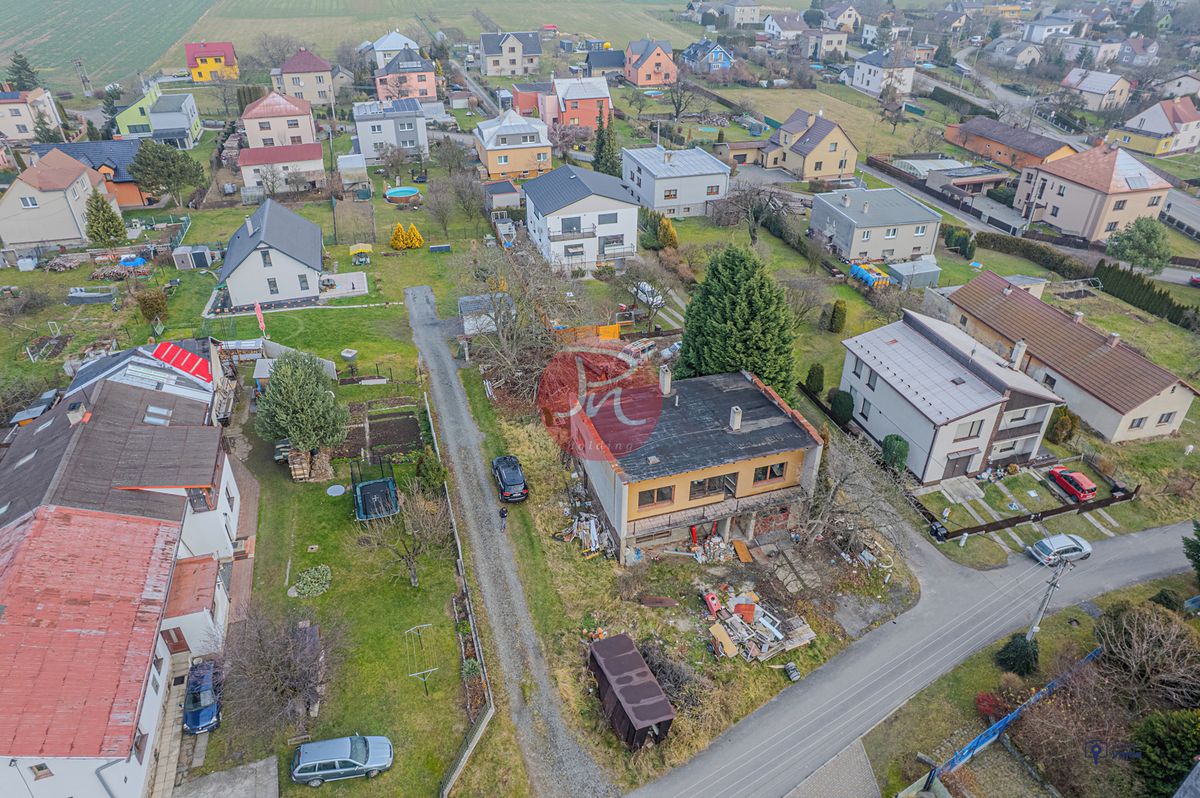 Prodej rodinného domu 240 m², pozemek 687 m² – fotografie 4