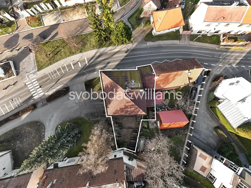 Prodej kanceláře 695 m², Praha – náhled fotky 3
