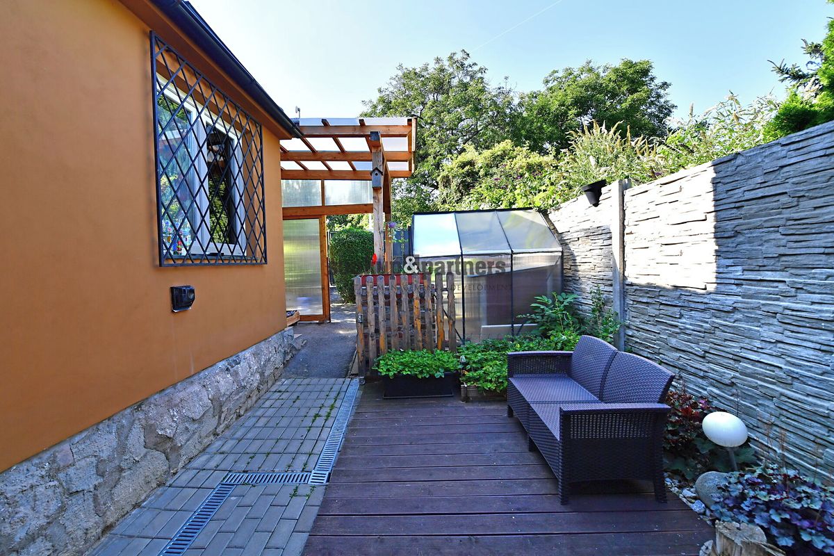 Prodej rodinného domu 160 m², pozemek 353 m² – fotografie 5