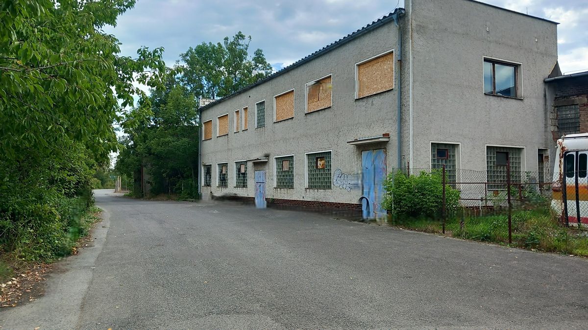 Prodej komerční nemovitosti 6100 m² – fotografie 2