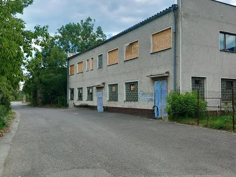 Prodej komerční nemovitosti 6100 m², Zdice – náhled fotky 2