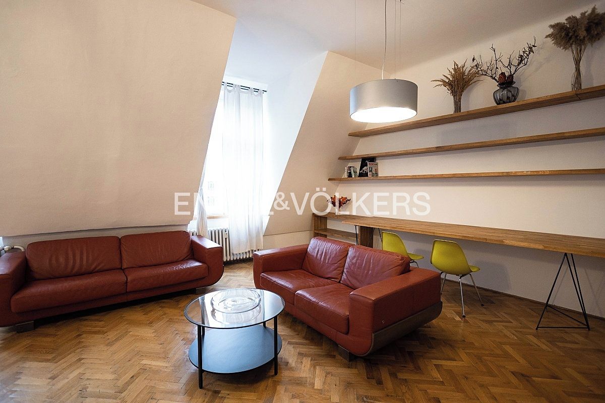 Pronájem bytu 2+1 89 m² – fotografie 5