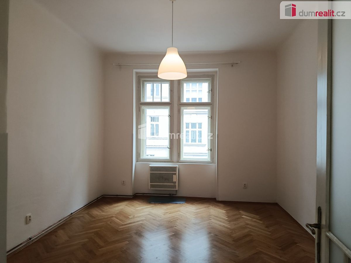 Pronájem bytu 1+kk 29 m²