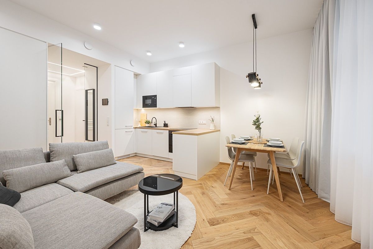 Pronájem bytu 2+kk 46 m² – fotografie 2