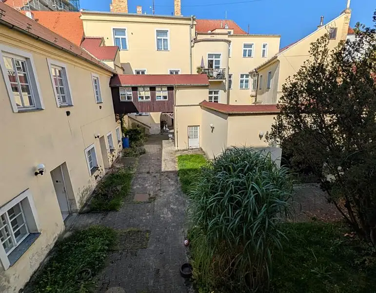 Prodej činžovního domu 1250 m², Třeboň – náhled fotky 3