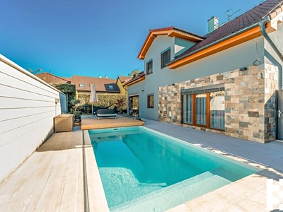 Prodej  rodinného domu 227 m², pozemek 513 m²