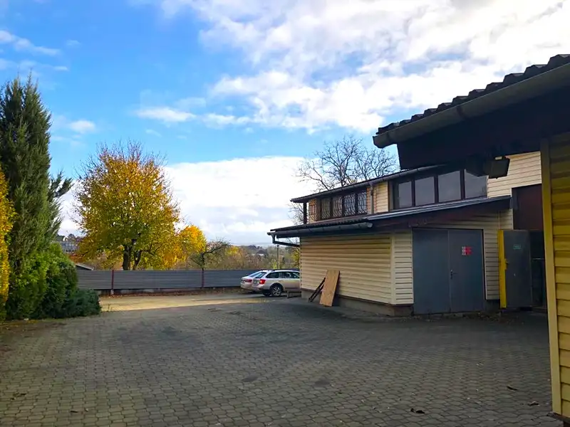 Prodej výrobní haly, prostoru 650 m², Fryšták – náhled fotky 3