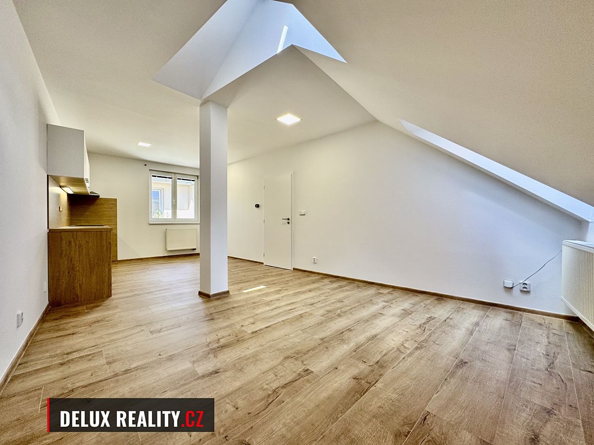 Pronájem bytu 2+kk 52 m² – fotografie 5