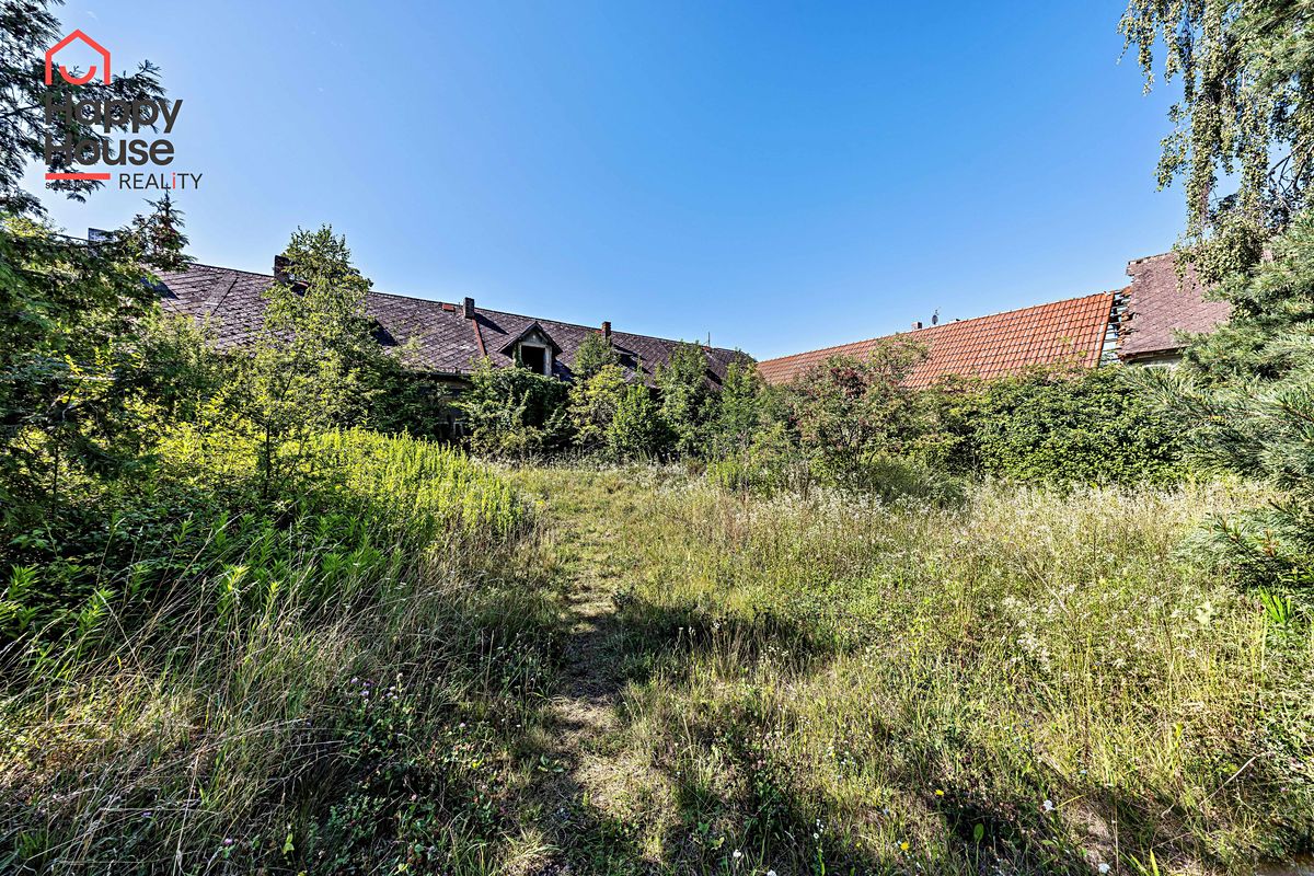 Prodej rodinného domu 220 m², pozemek 3038 m² – fotografie 2
