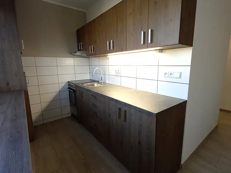 Prodej bytu 2+1 54 m², Hlavní, Otrokovice, okres Zlín