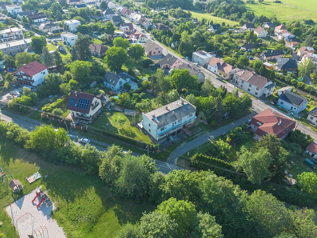Prodej rodinného domu 177 m², pozemek 776 m² – fotografie 4