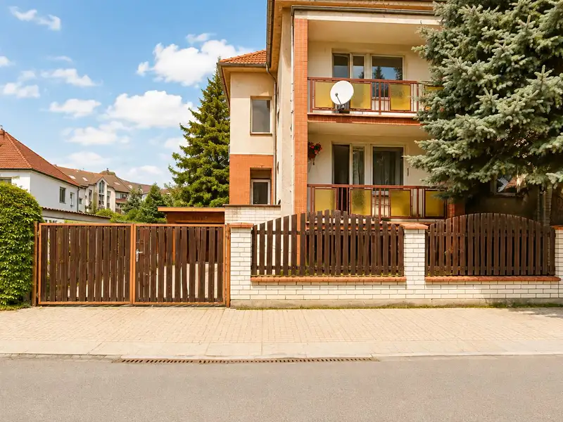 Prodej rodinného domu 246 m², pozemek 375 m², Poděbrady – náhled fotky 3