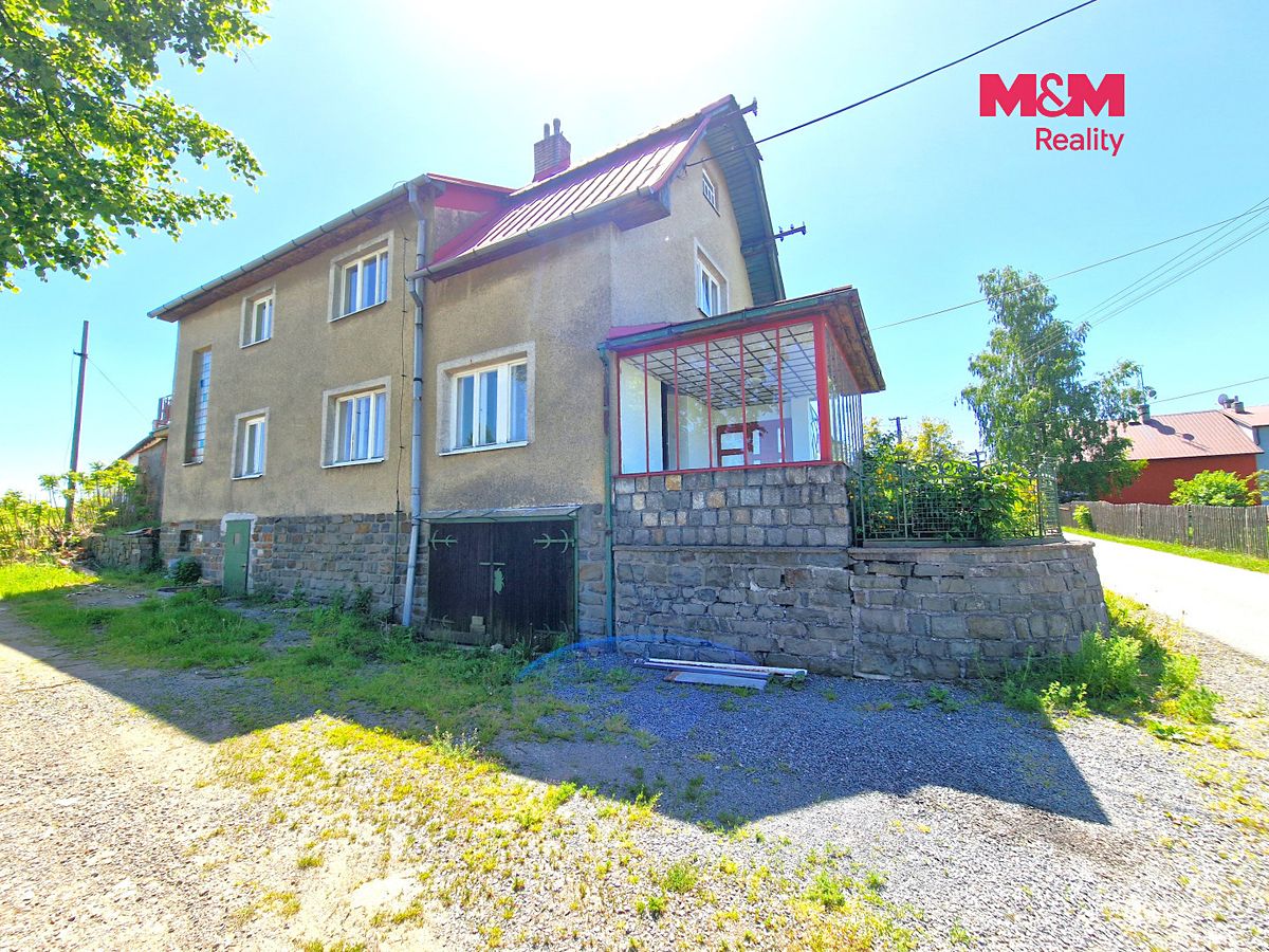 Prodej rodinného domu 180 m², pozemek 926 m² – fotografie 5