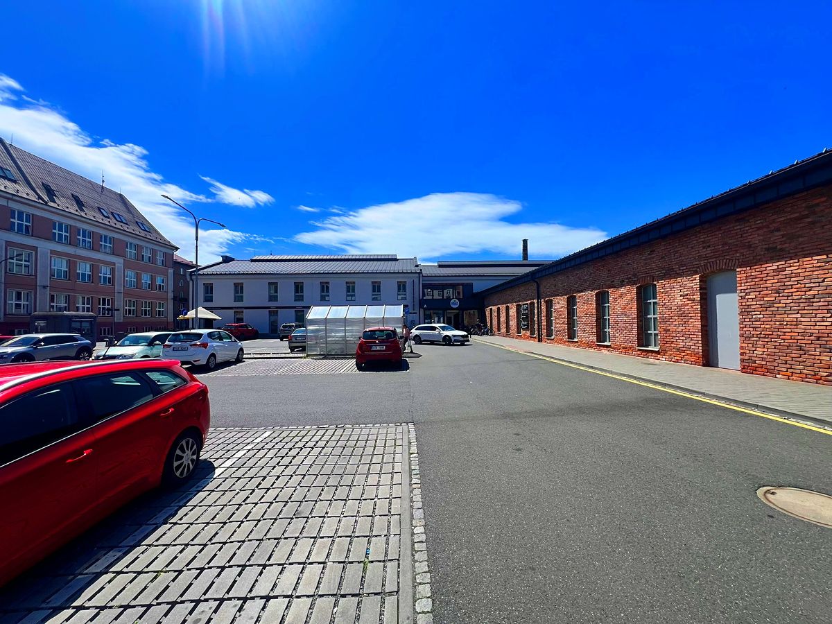 Pronájem obchodního prostoru 6 m², Český Těšín – fotka 1 z 3