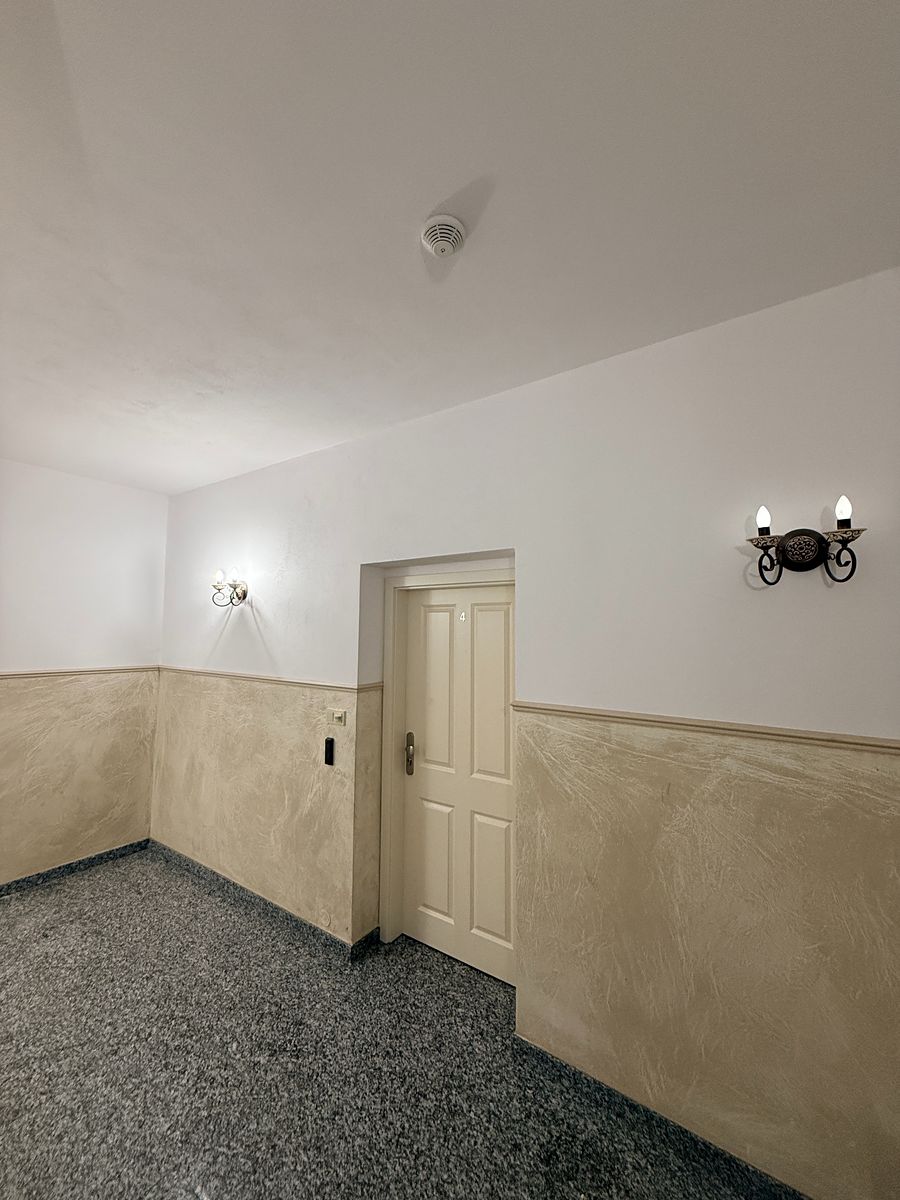Pronájem bytu 2+kk 54 m² – fotografie 2