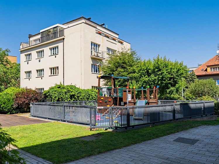 Квартира 3+kk в оренду, 96 м² (33 з 35)