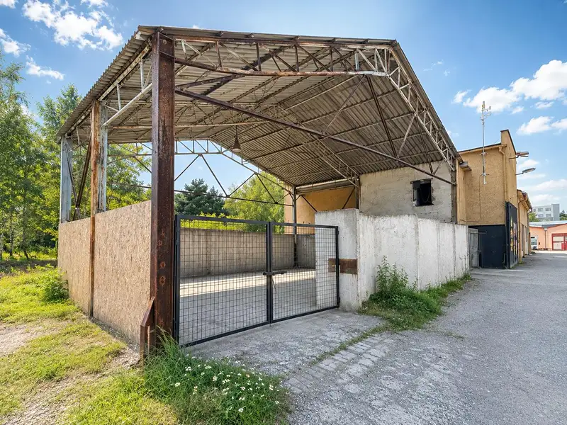 Pronájem skladového prostoru 166 m², Kladno – náhled fotky 2
