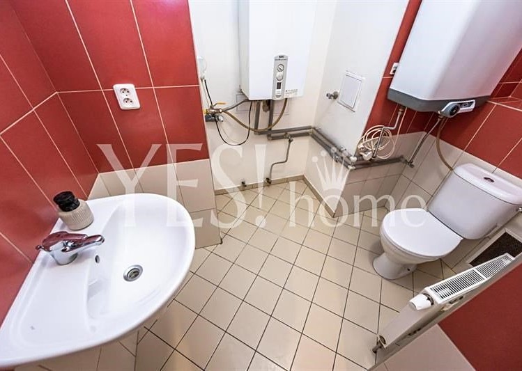Комерційне приміщення в оренду, 136 м² (13 з 18)