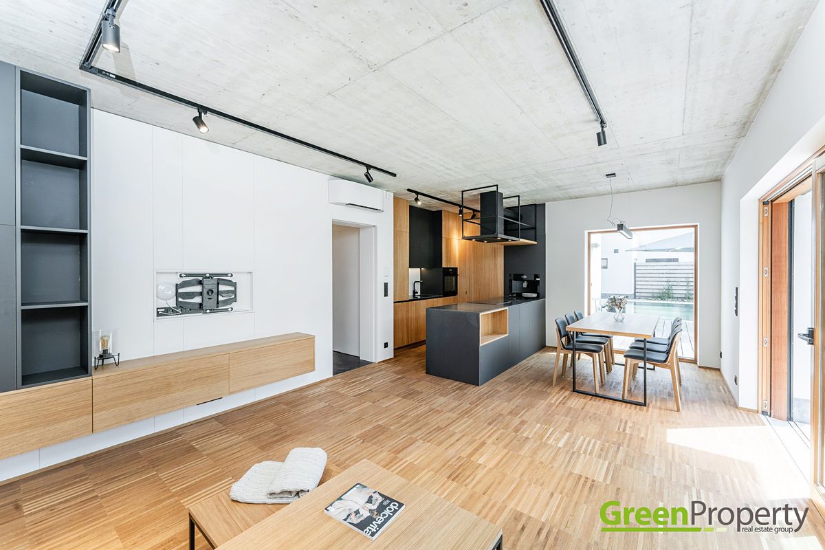 Prodej rodinného domu 308 m², pozemek 1907 m² – fotografie 4