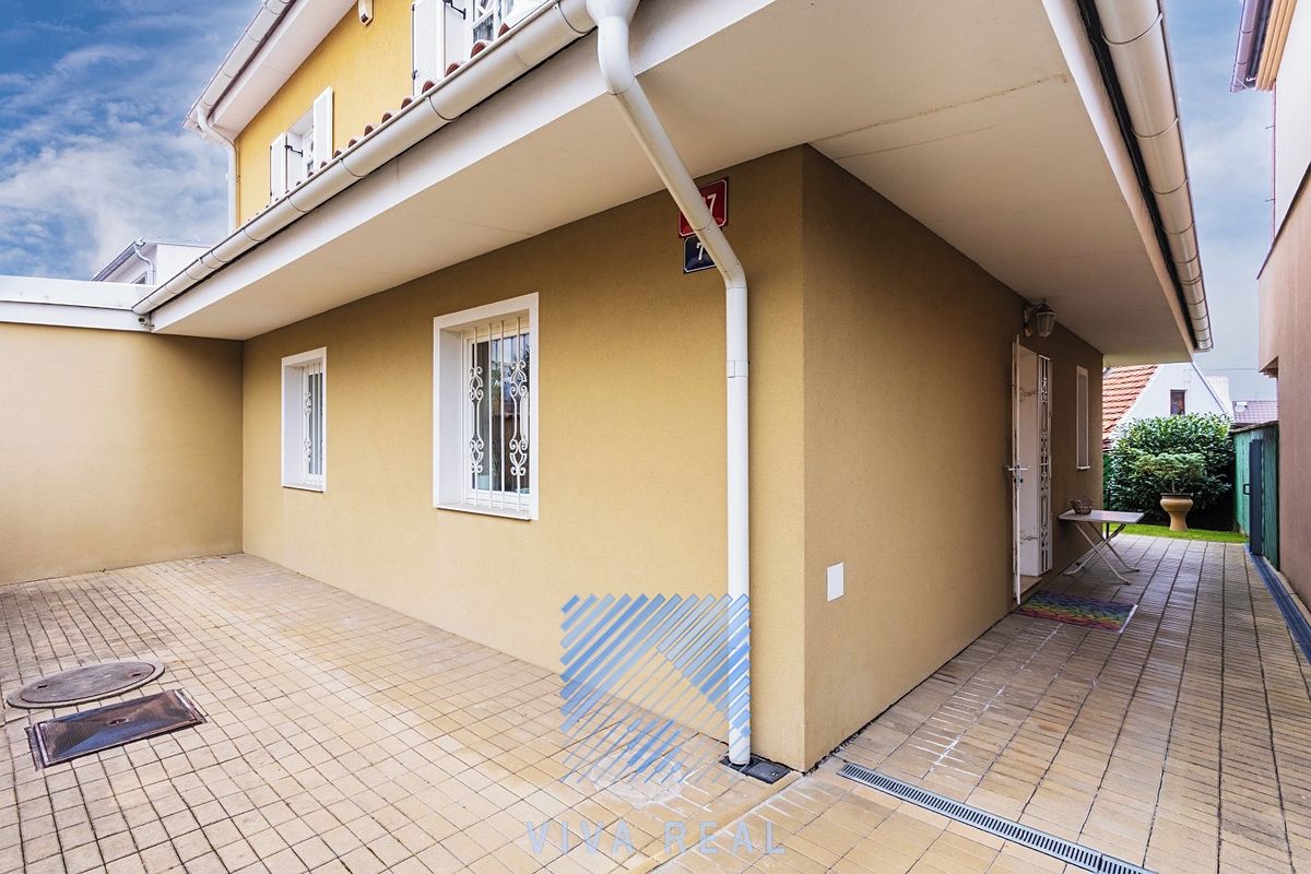 Prodej rodinného domu 136 m², pozemek 304 m² – fotografie 3