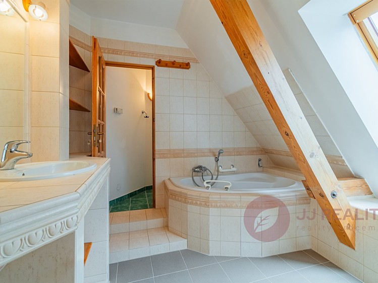 Haus zum Kauf, 271 m² (24 von 51)