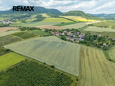 Prodej  stavebního pozemku 4 139 m²