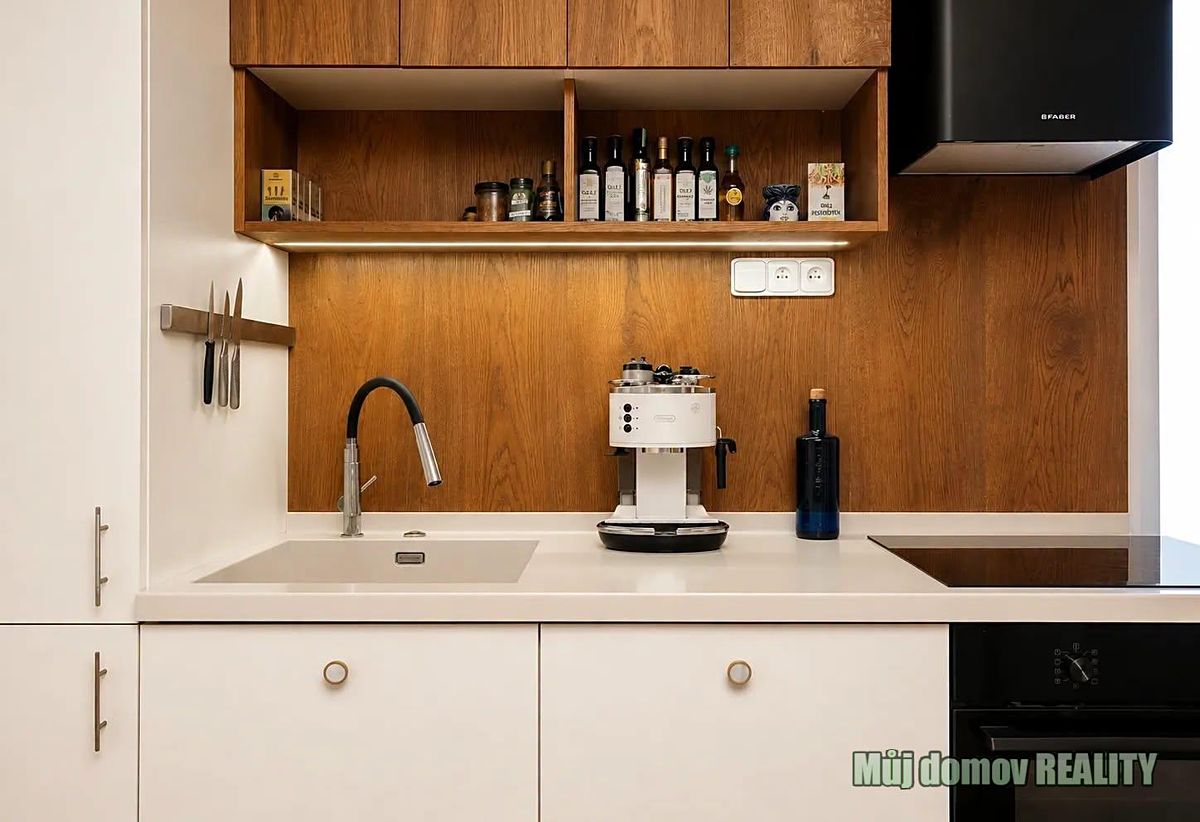 Pronájem rodinného domu 140 m², pozemek 1200 m² – fotografie 4