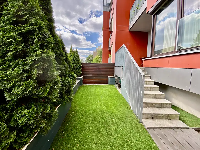 Prodej bytu 4+kk 157 m², Praha – náhled fotky 2