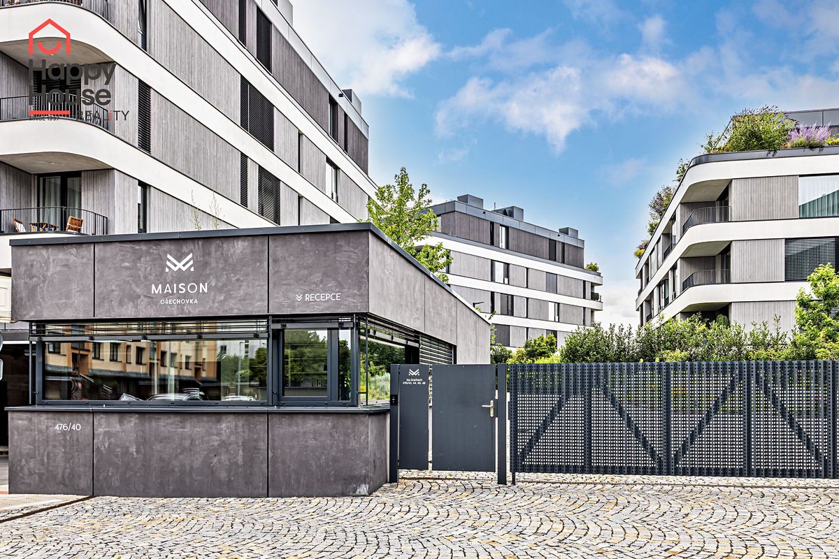 Pronájem bytu 2+kk 58 m²