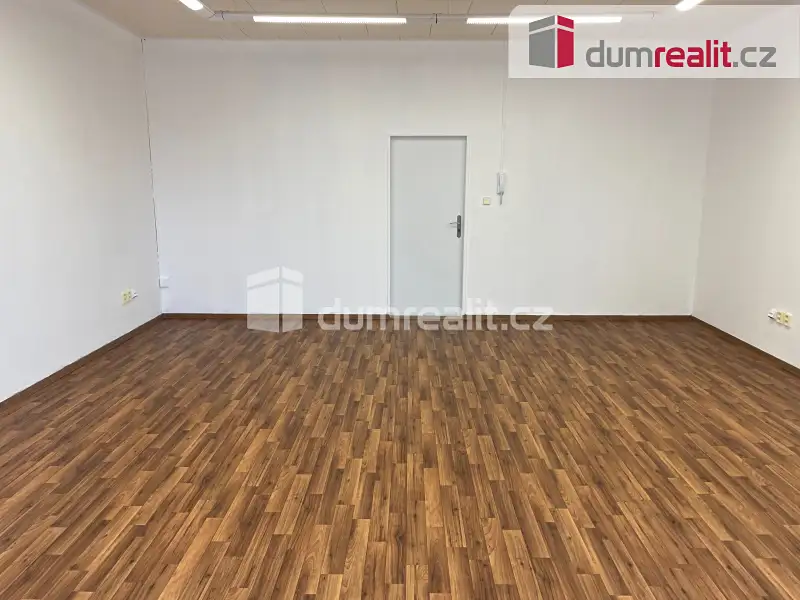 Pronájem kanceláře 38 m², Břeclav – náhled fotky 2