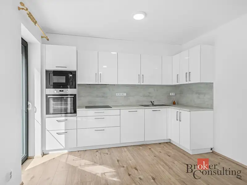 Prodej bytu 3+kk 85 m², Třemošná – náhled fotky 2