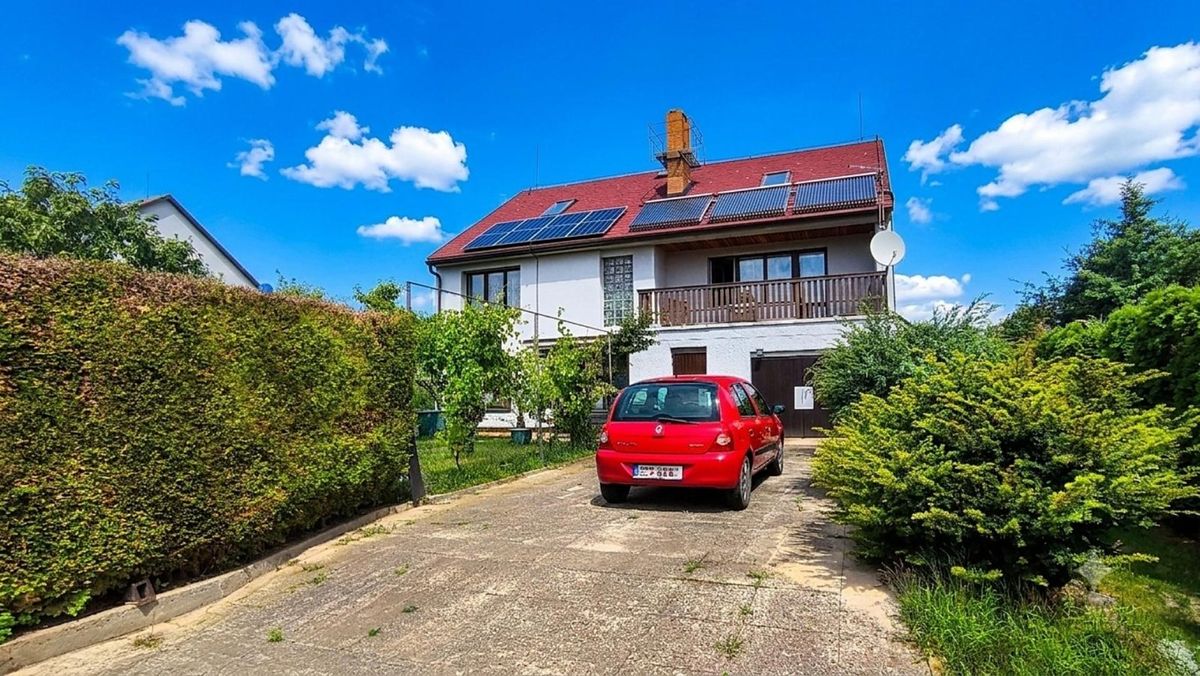 Prodej vícegeneračního domu 220 m², pozemek 782 m²
