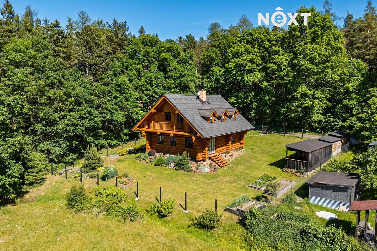 Prodej rodinného domu 160 m², pozemek 861 m² – fotografie 5