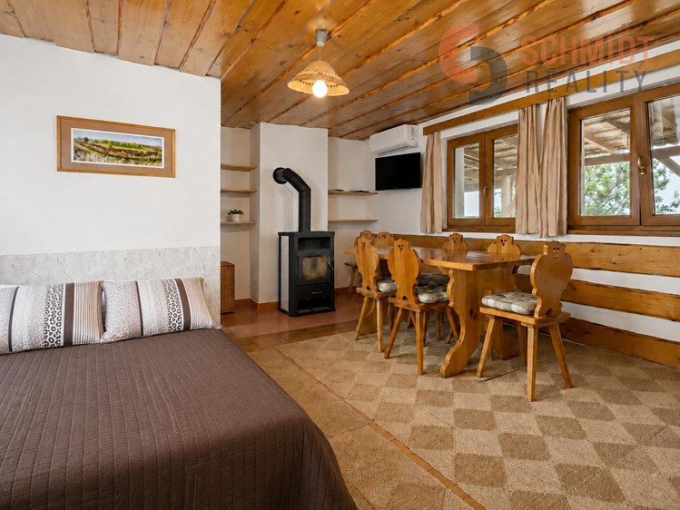 Нерухомість на продаж, 100 м² (2 з 11)