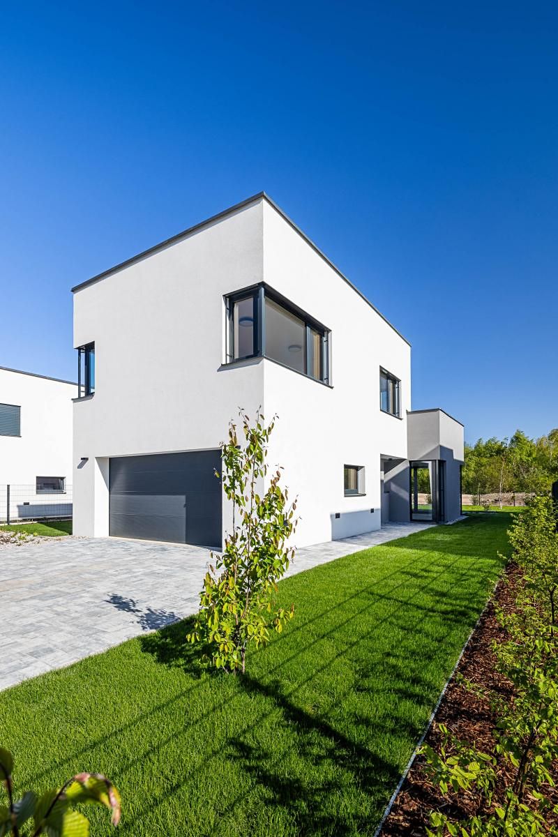Prodej rodinného domu 295 m², pozemek 587 m² – fotografie 5