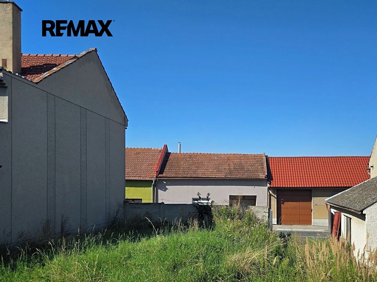 Prodej pozemku, 635 m² (3 z 8)