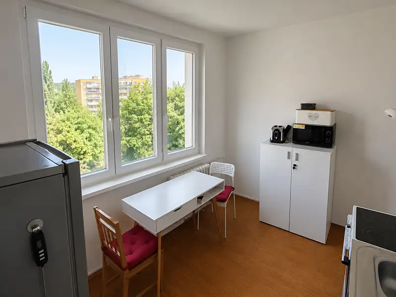 Prodej bytu 2+1 60 m², Milovice – náhled fotky 3