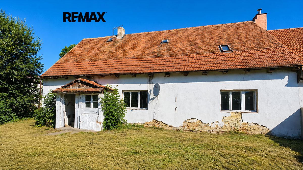 Prodej rodinného domu 110 m², pozemek 457 m² – fotografie 2