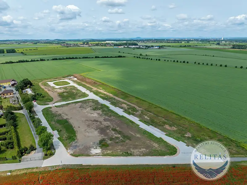 Prodej stavebního pozemku 870 m², Mratín – náhled fotky 3