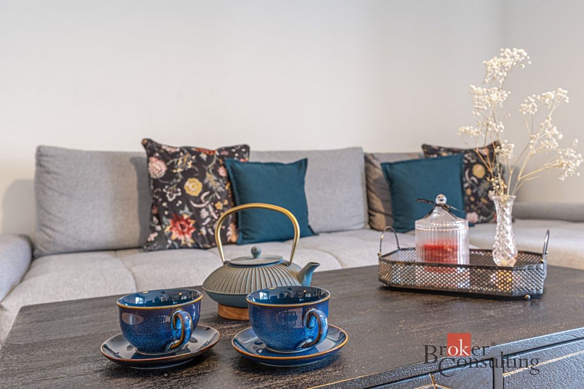 Prodej rodinného domu 290 m², pozemek 466 m² – fotografie 4