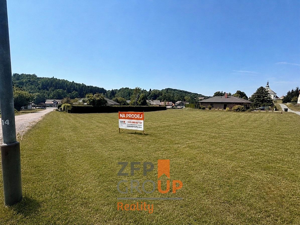 Prodej stavebního pozemku 1554 m² – fotografie 2