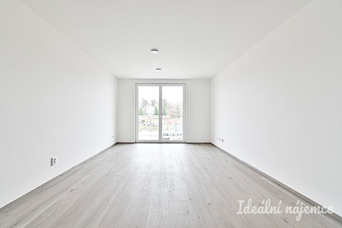 Pronájem bytu 3+kk 71 m² – fotografie 4