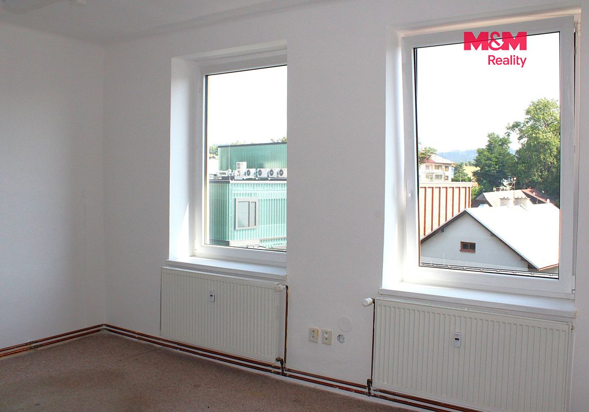 Pronájem kanceláře 18 m² – fotografie 4