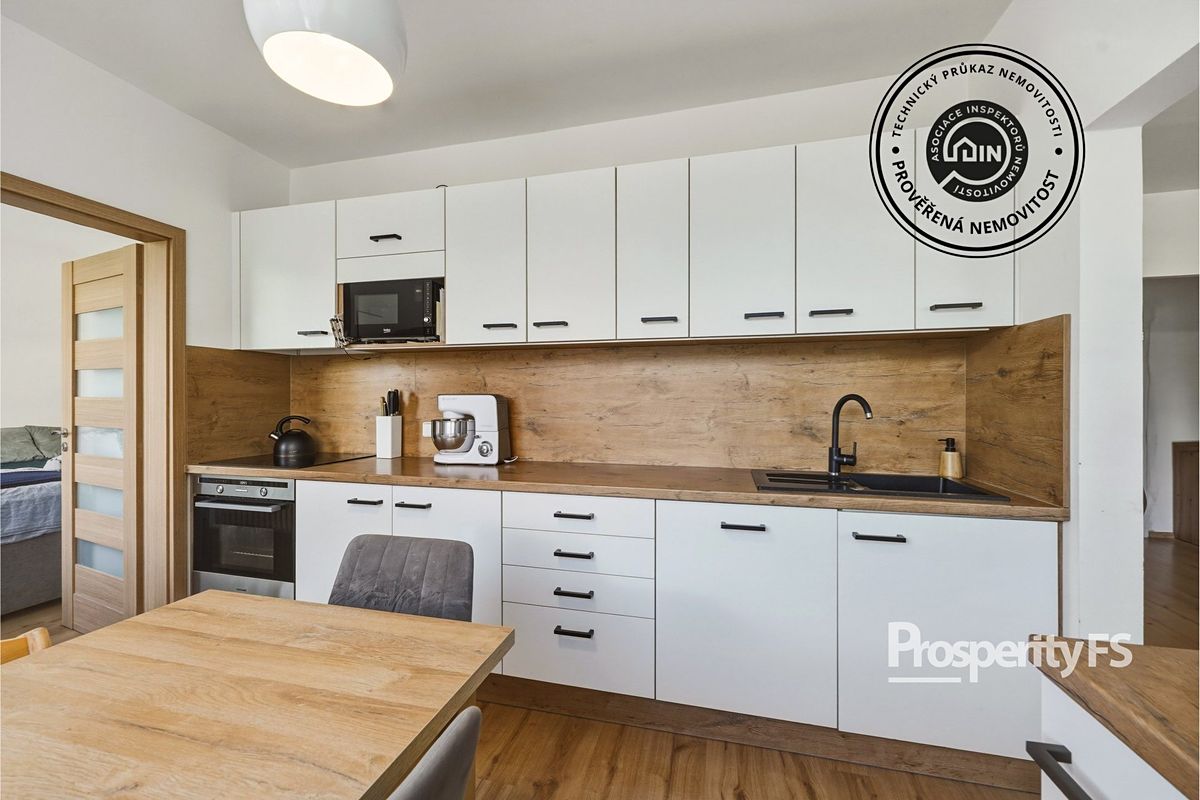 Prodej bytu 3+1 65 m²