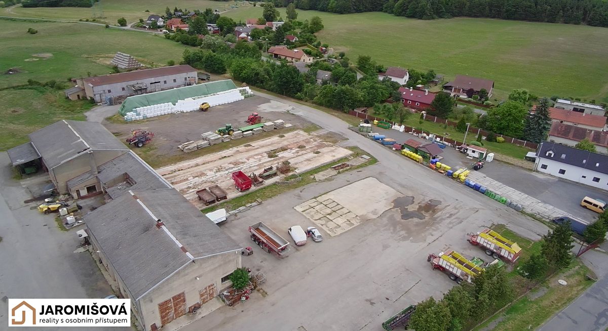 Pronájem komerčního pozemku 8350 m² – fotografie 3